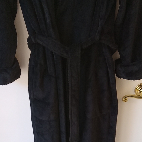 Essence Of Beauty Luxurious Long Black Bathrobe One Size Fits Most - Picture 6 of 9